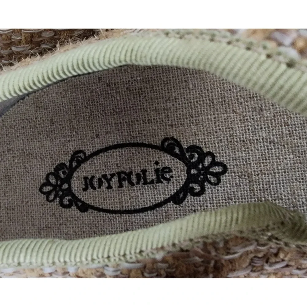Joyfolie Brielle Mary Jane Kids Size Y1 Tan Floral Embroidered Woven Shoes NEW